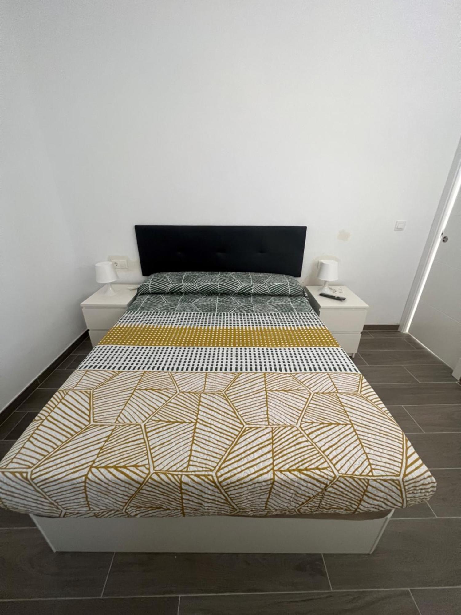 Apartamentos Montalvo Metropolis C Torremolinos Eksteriør billede
